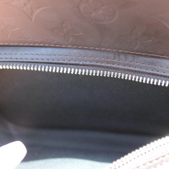 Louis Vuitton Terre Vernis Matte Leather Bag - Picture 2 of 16